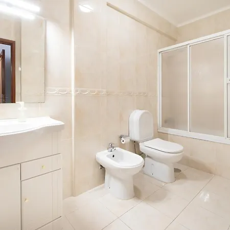 Cozy Traveller & Garage Daire *