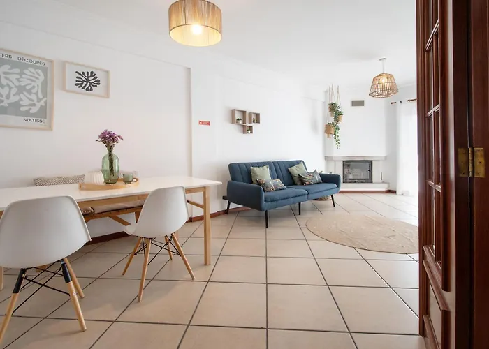 Cozy Traveller Apartment&garage Aveiro